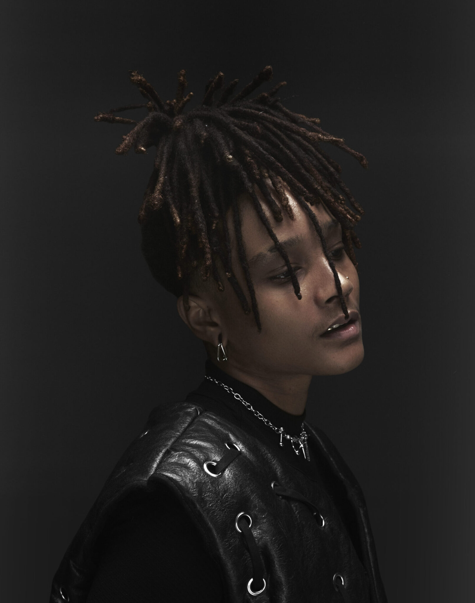 Adés The Planet + Victor Janvier – Le Metronum